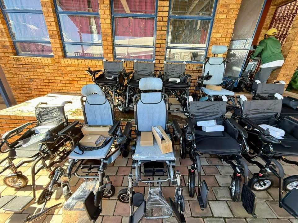 Wheelchairs donated by the Chinese Consul-General in Johannesburg at Reamogetswe in Atteridgeville 